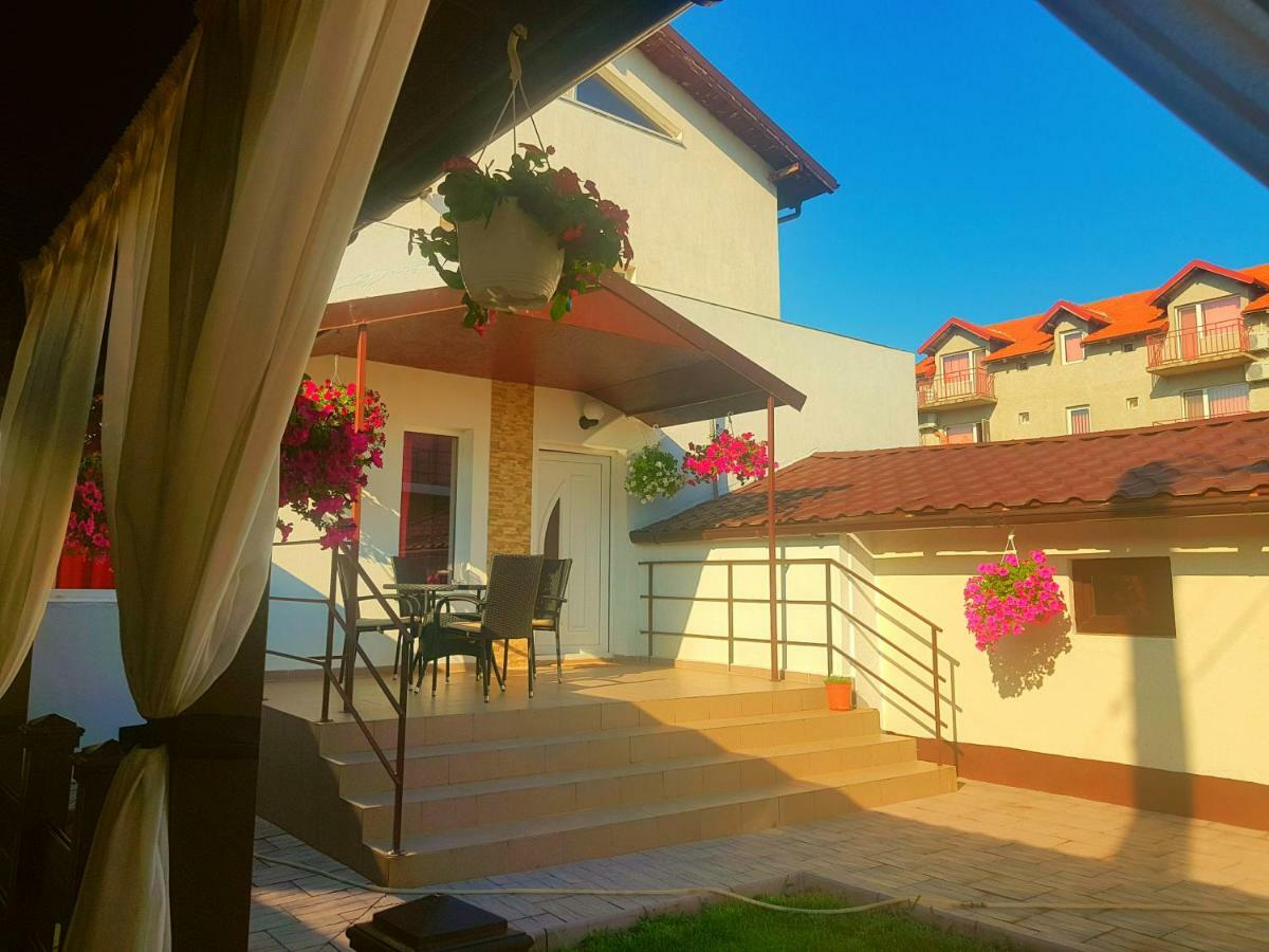 דירות קוסטינסטי Vila Sol Gemenii מראה חיצוני תמונה