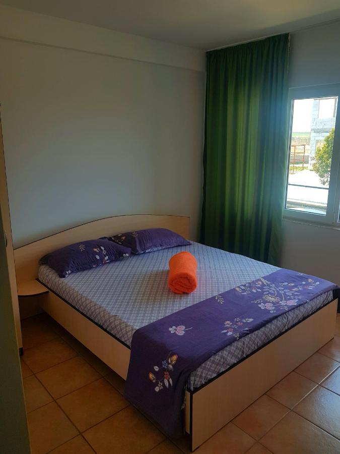 דירות קוסטינסטי Vila Sol Gemenii מראה חיצוני תמונה